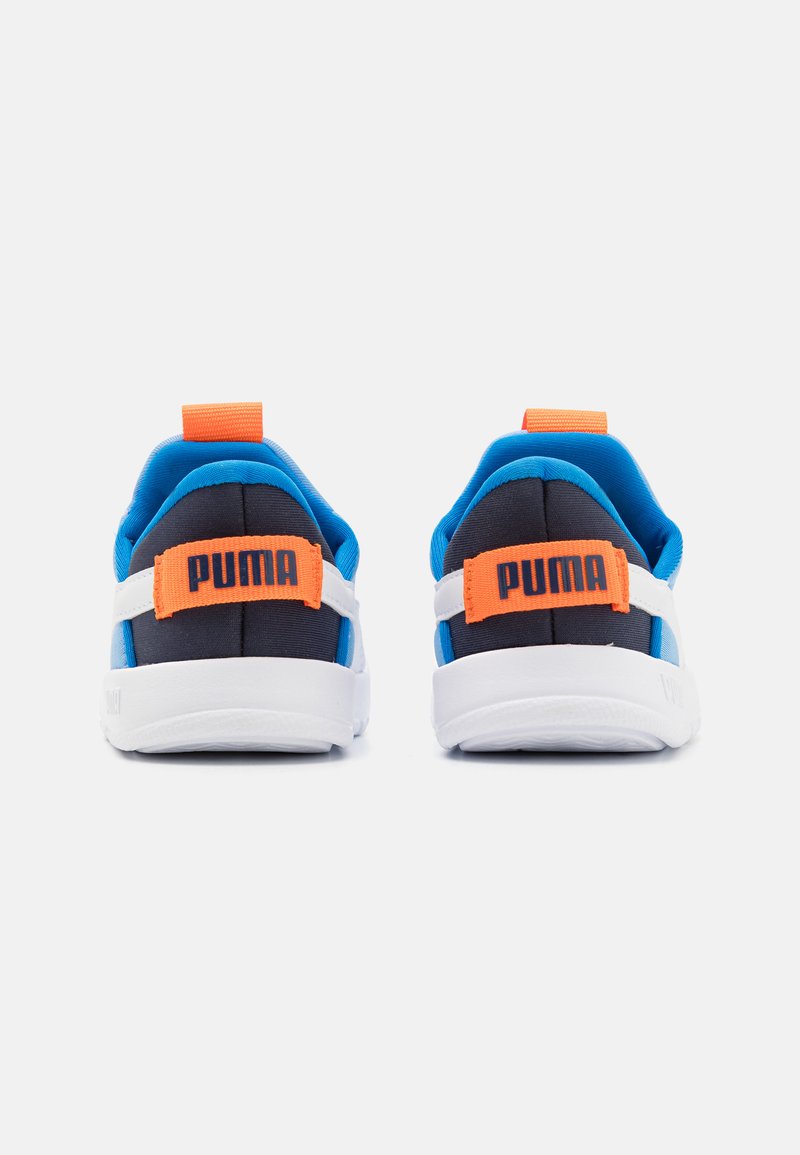 Puma Puma COURTFLEX V3 EASE IN UNISEX - Training shoe Begrenztes Angebot