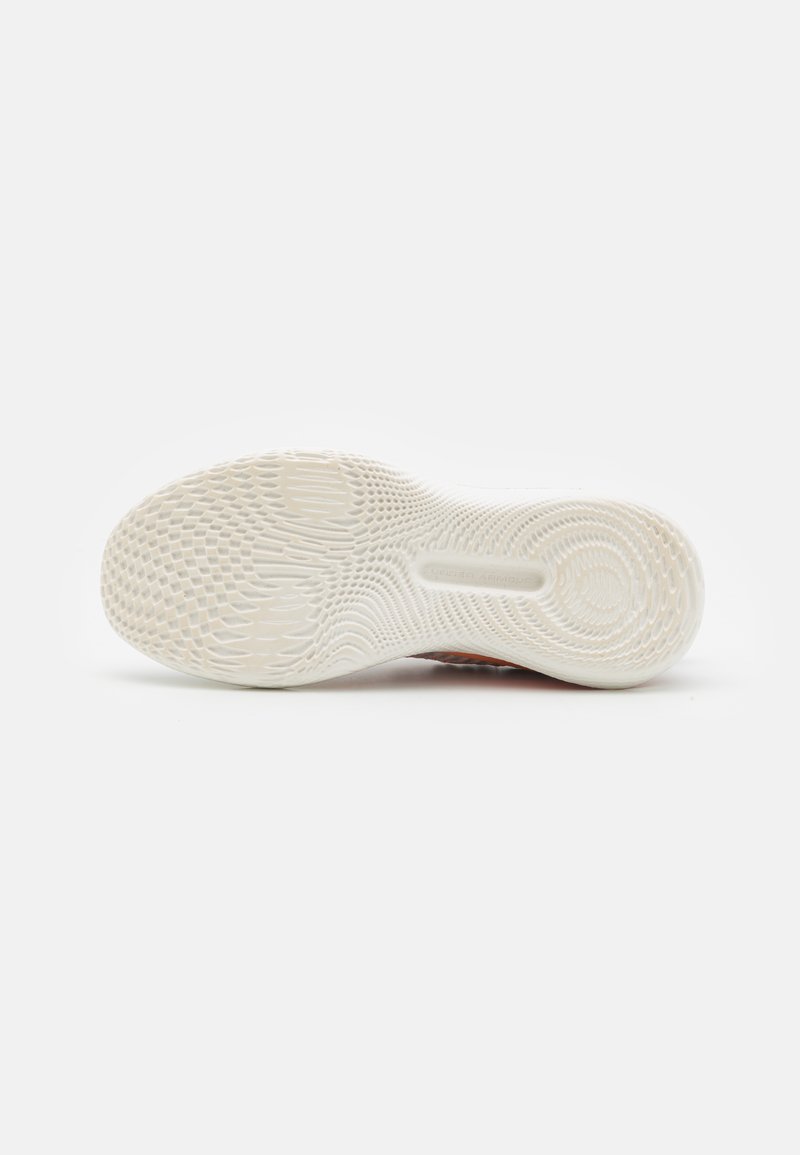 Under Armour Under Armour FLOW DYNAMIC INT EGRIT - Training shoe Exklusivangebot