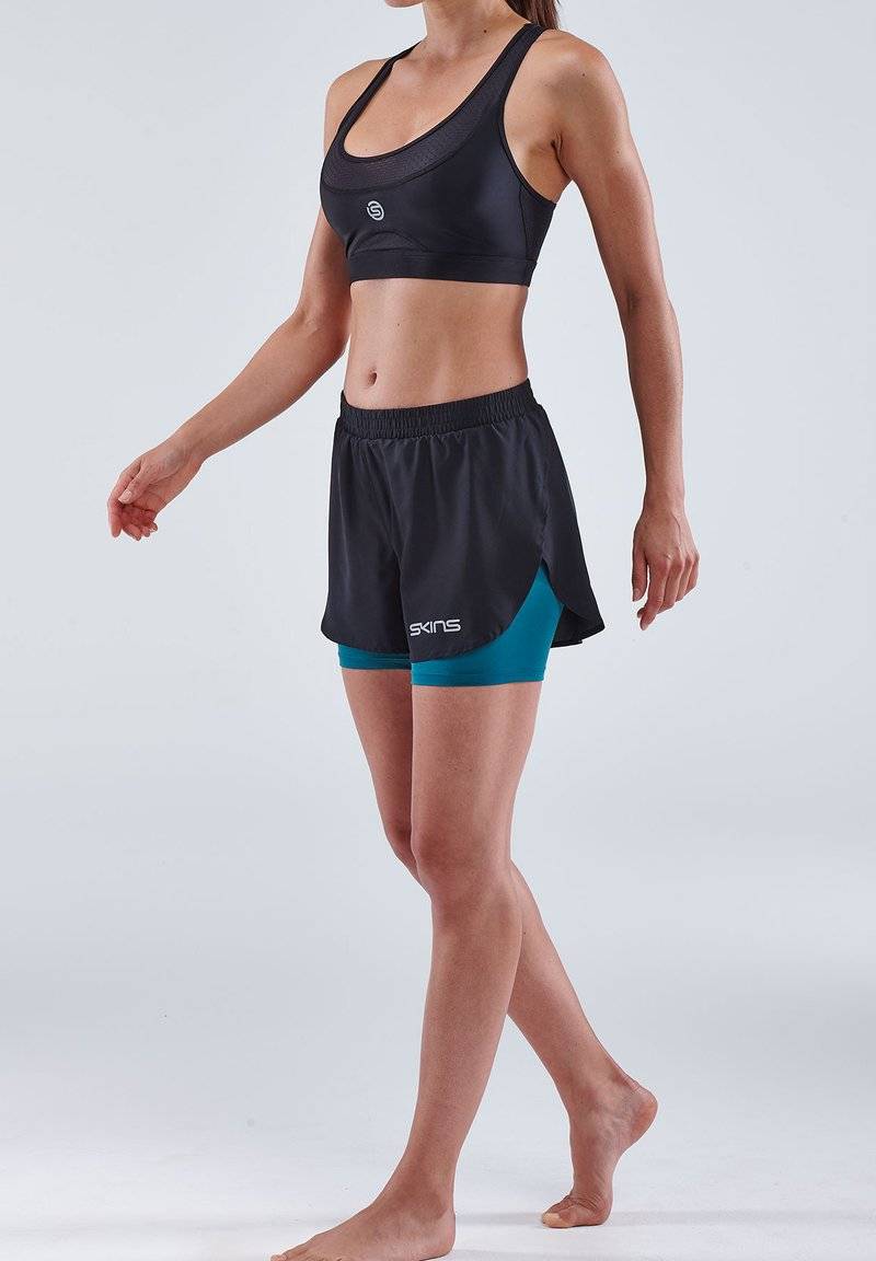 Skins Skins Sports shorts - black Osterangebot
