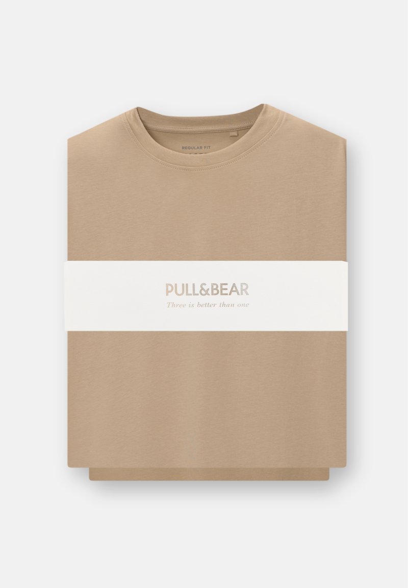 PULL&BEAR PULL&BEAR SET BERMUDA SHORTS AND T-SHIRT - Tracksuit bottoms - sand Super Sparpreis