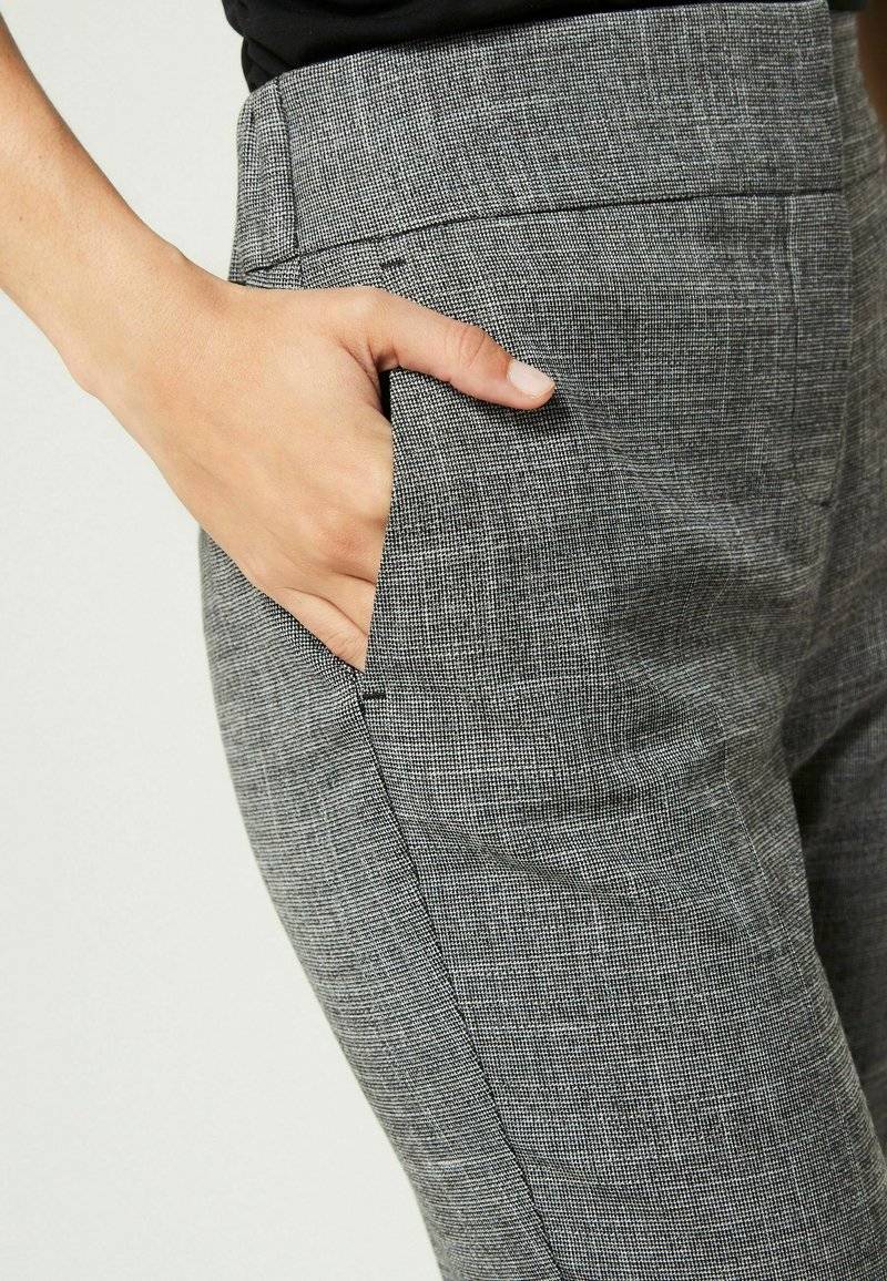 Next Next SHAPEWEAR PETITE - Trousers - grey Letzte 3 Tage