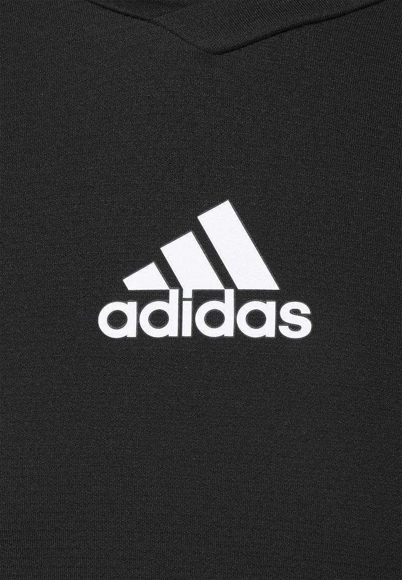 adidas Performance adidas Performance TEAM BASE TEE - Undershirt - black Blitzangebot