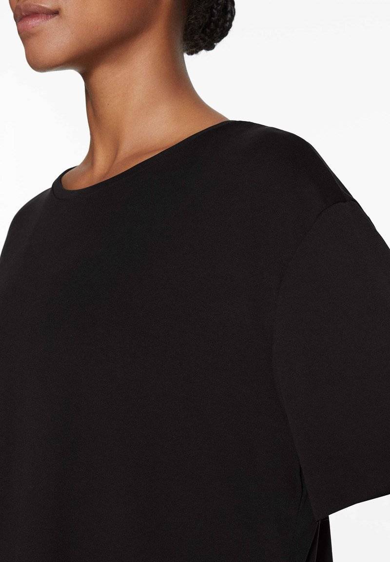 OYSHO OYSHO MODAL - Basic T-shirt - black Neueste Stile
