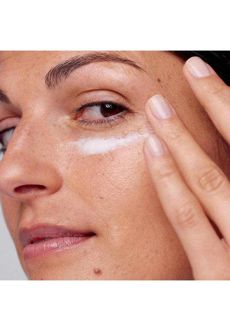 Clinique Clinique SMART CLINICAL REPAIR WRINKLE CORRECTING EYE CREAM - Eyecare Tiefpreis