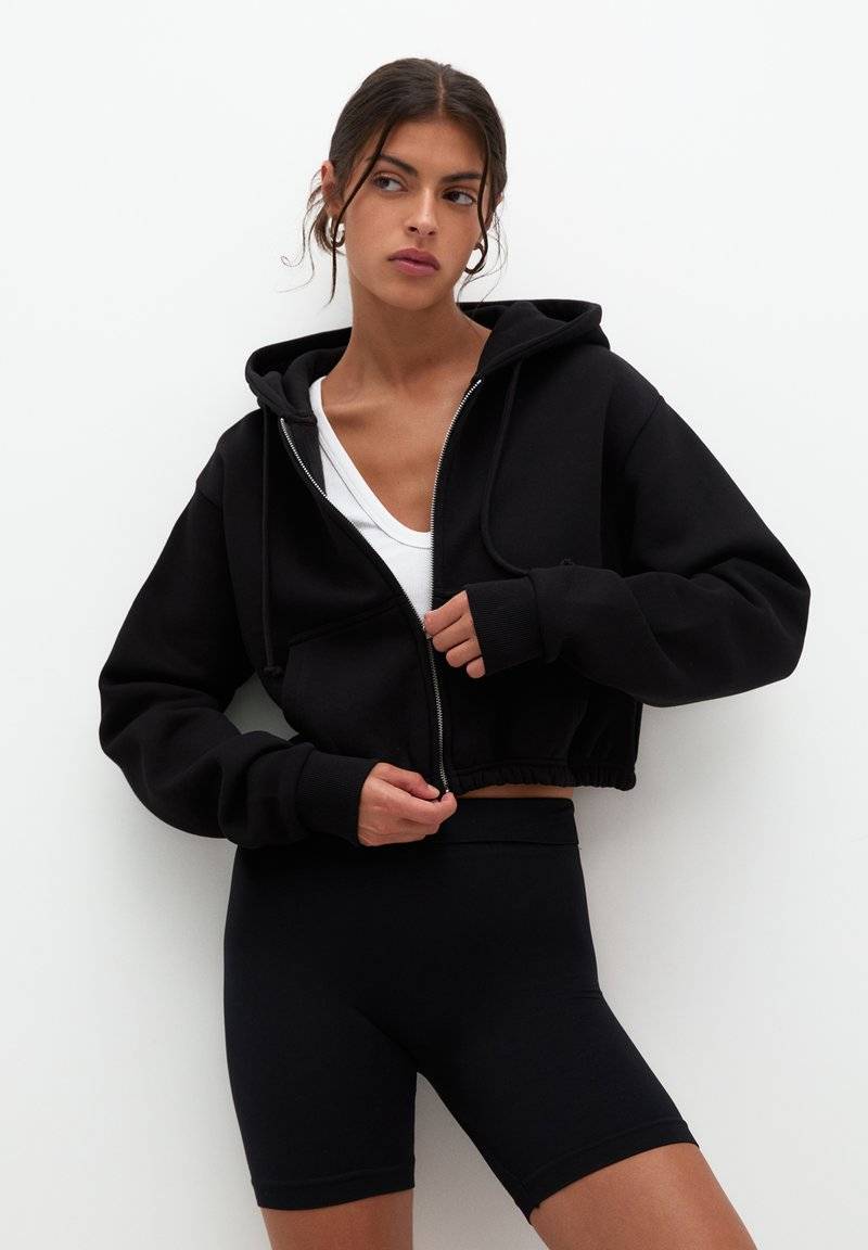 PULL&BEAR PULL&BEAR CROPPED - Zip-up sweatshirt - black
