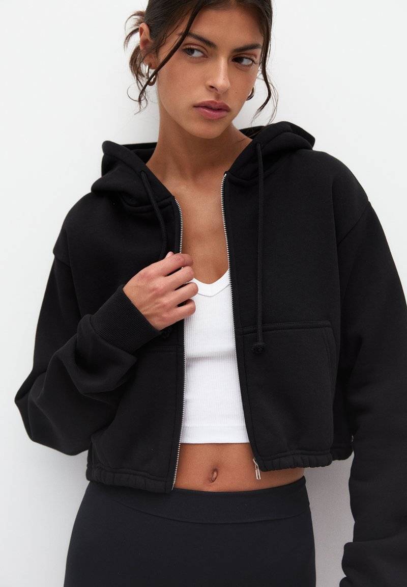 PULL&BEAR PULL&BEAR CROPPED - Zip-up sweatshirt - black Riesige Rabatte