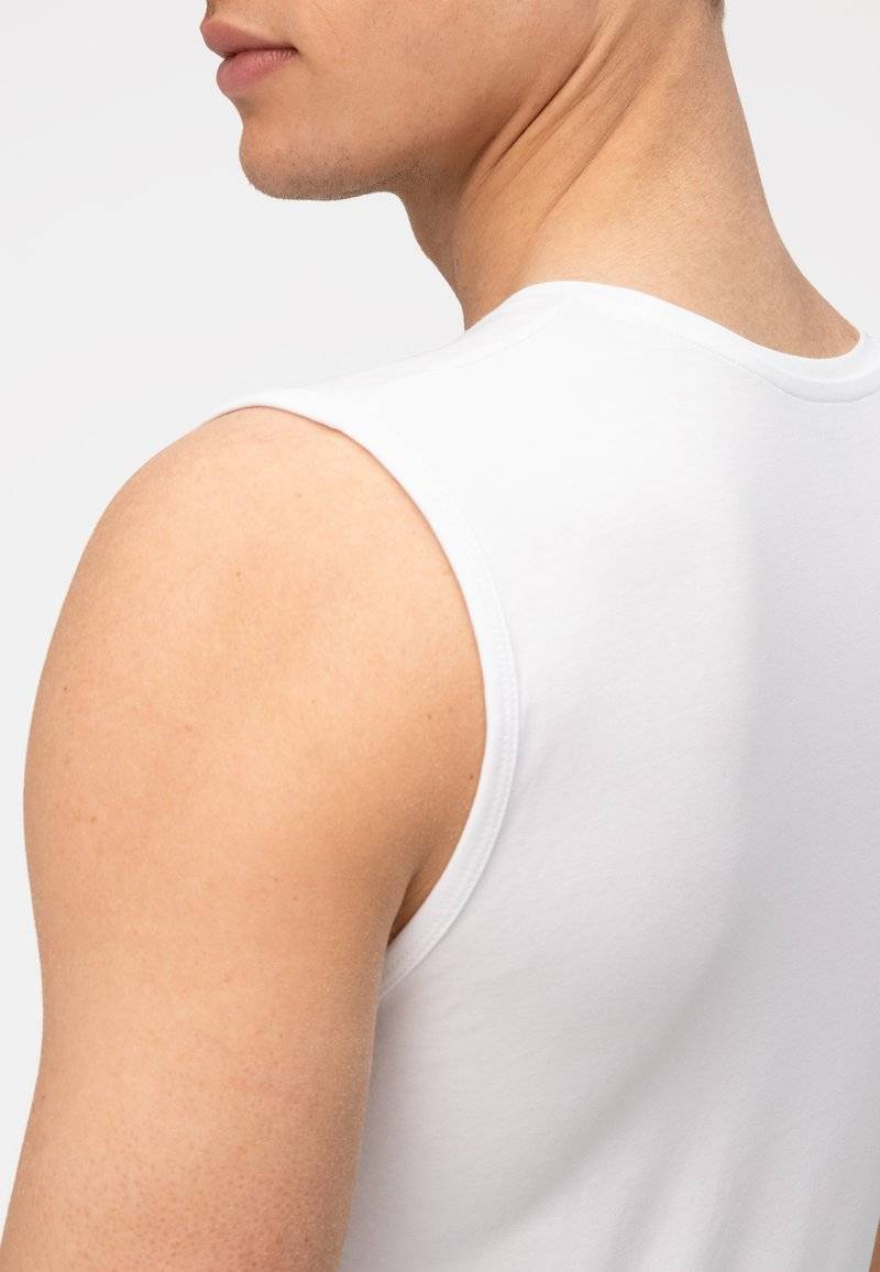 OLYMP OLYMP BODY FIT - Undershirt - white Blitzverkäufe