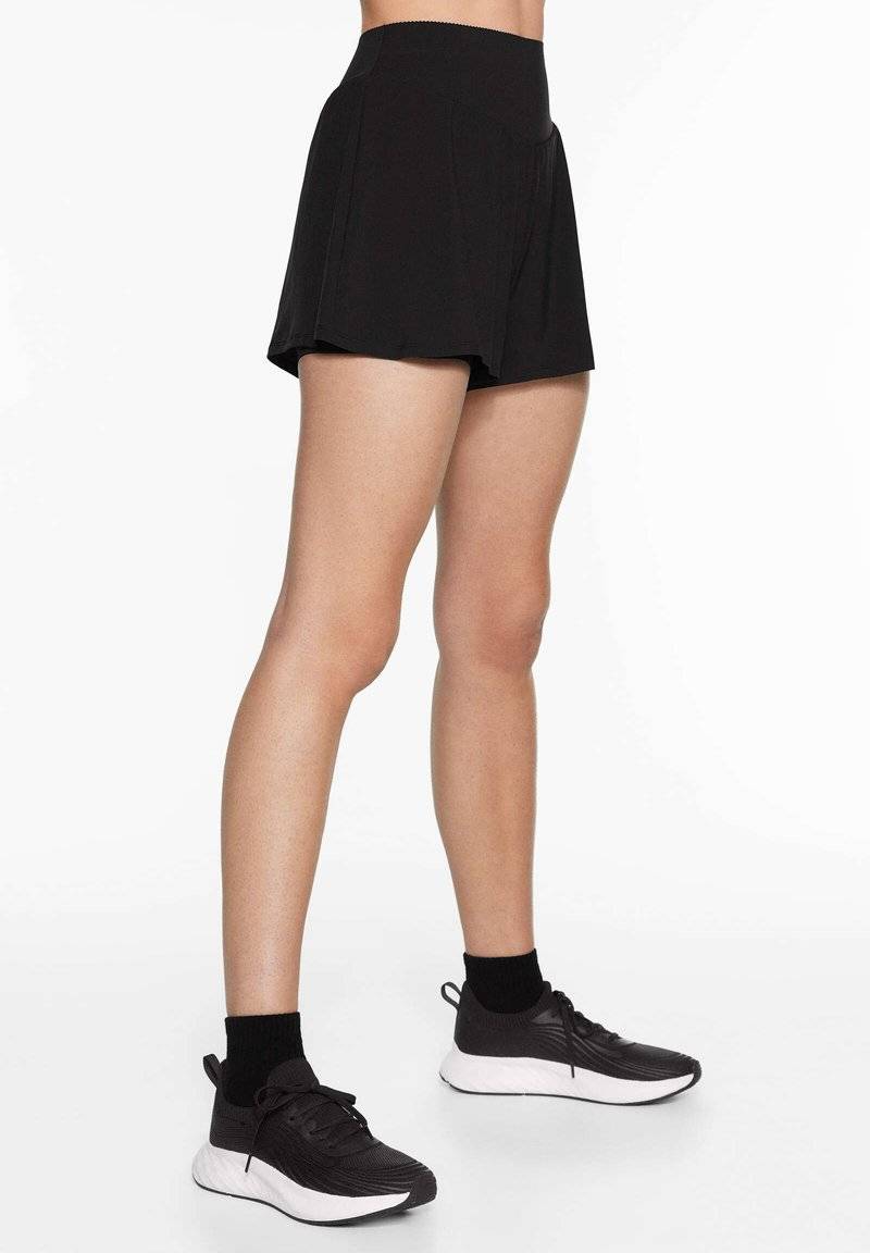 OYSHO OYSHO COMPRESSIVE - Sports shorts - black Begrenztes Angebot