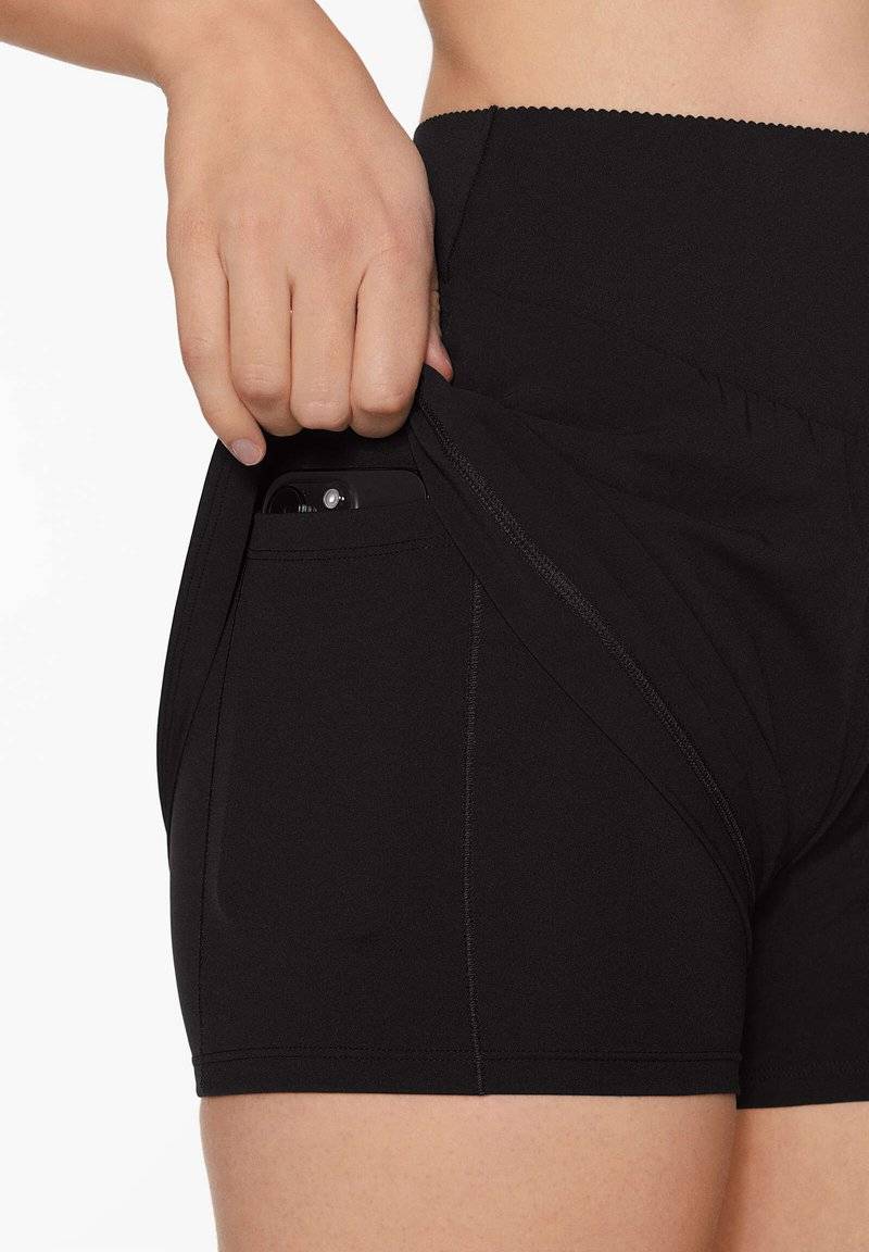 OYSHO OYSHO COMPRESSIVE - Sports shorts - black Begrenztes Angebot